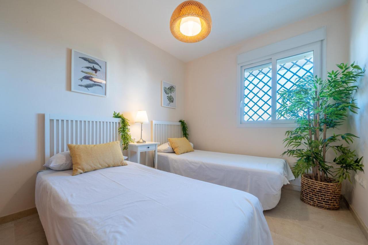 Apartamento Con Vistas Al Mar En Manilva Playa Exterior foto